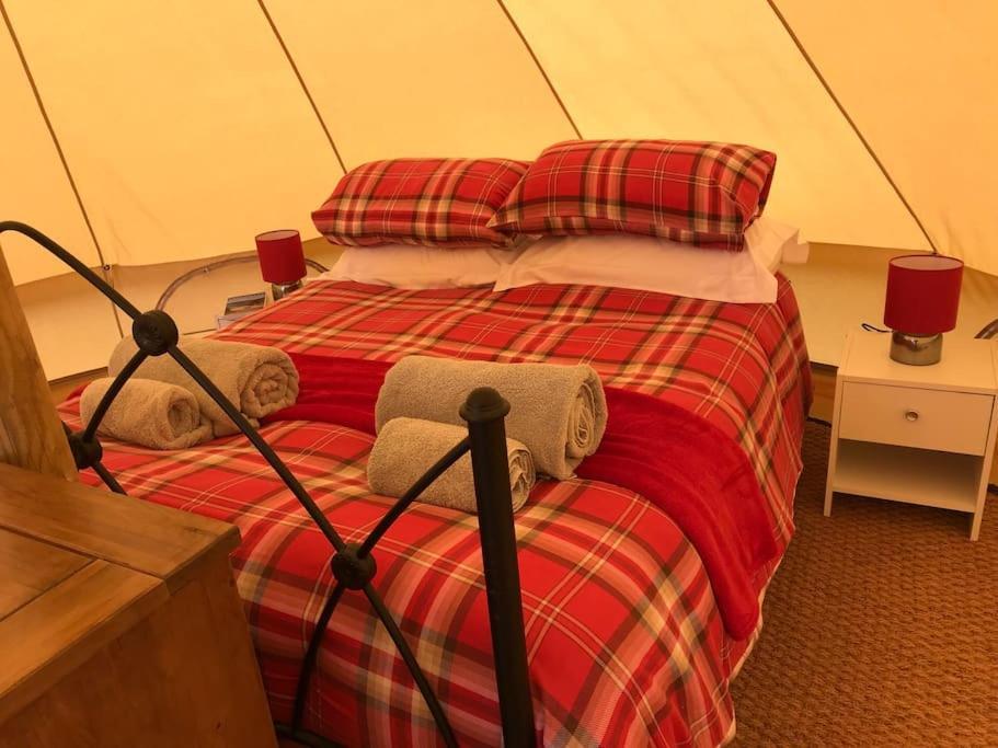 Готель Cox Hill Glamping Benson Труро Екстер'єр фото