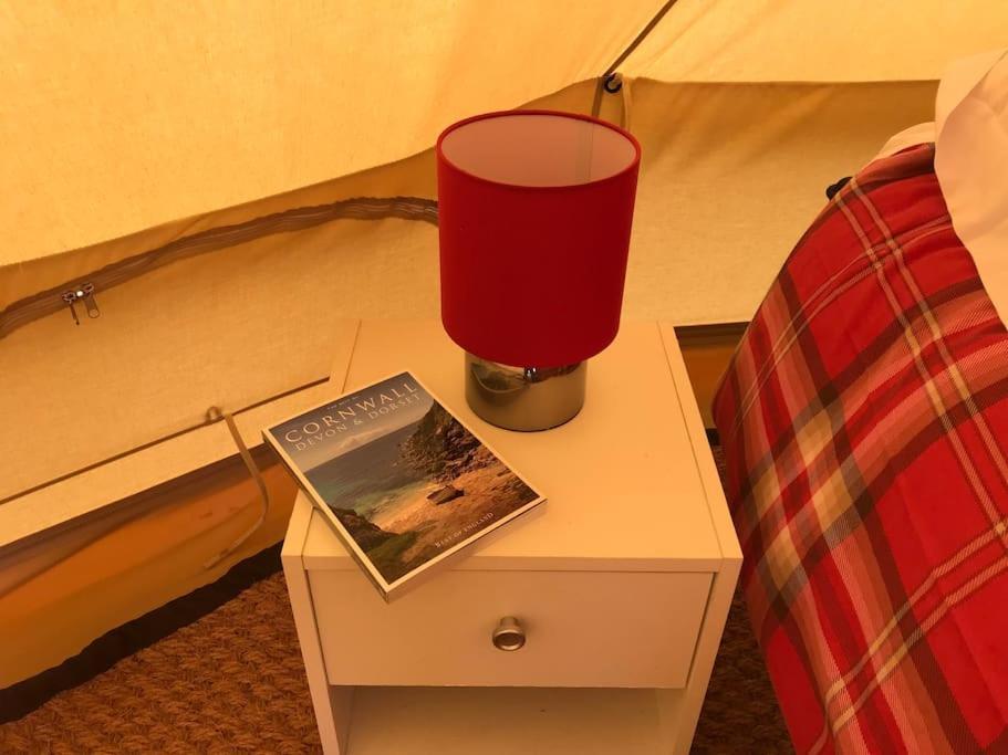Готель Cox Hill Glamping Benson Труро Екстер'єр фото
