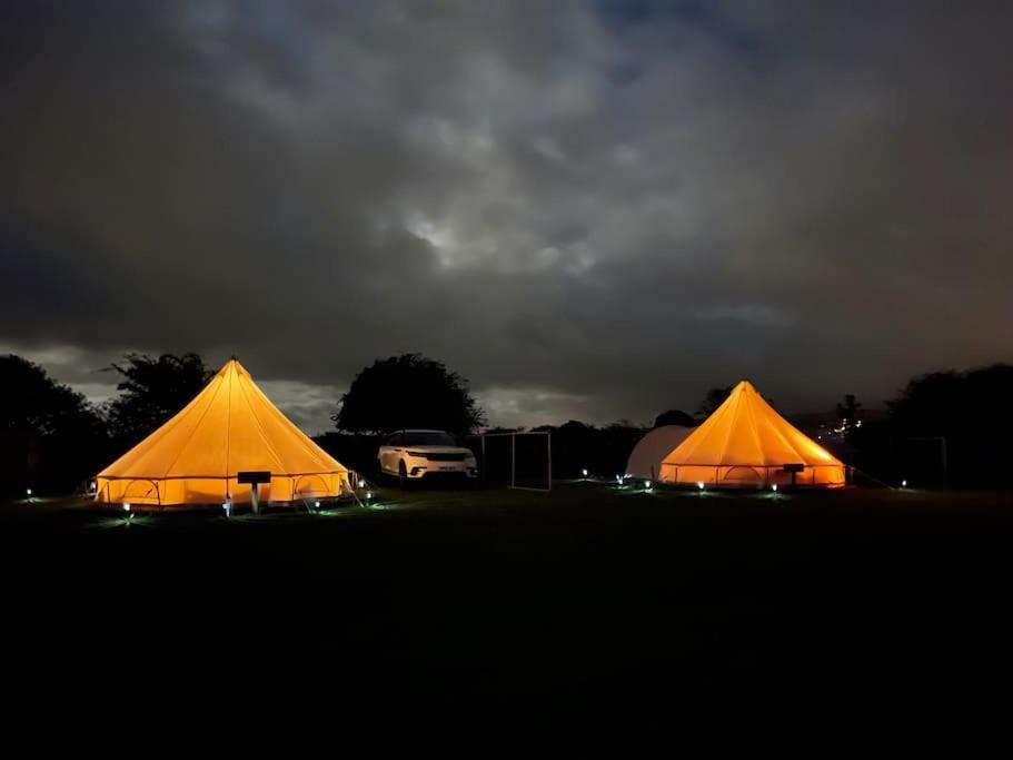 Готель Cox Hill Glamping Benson Труро Екстер'єр фото