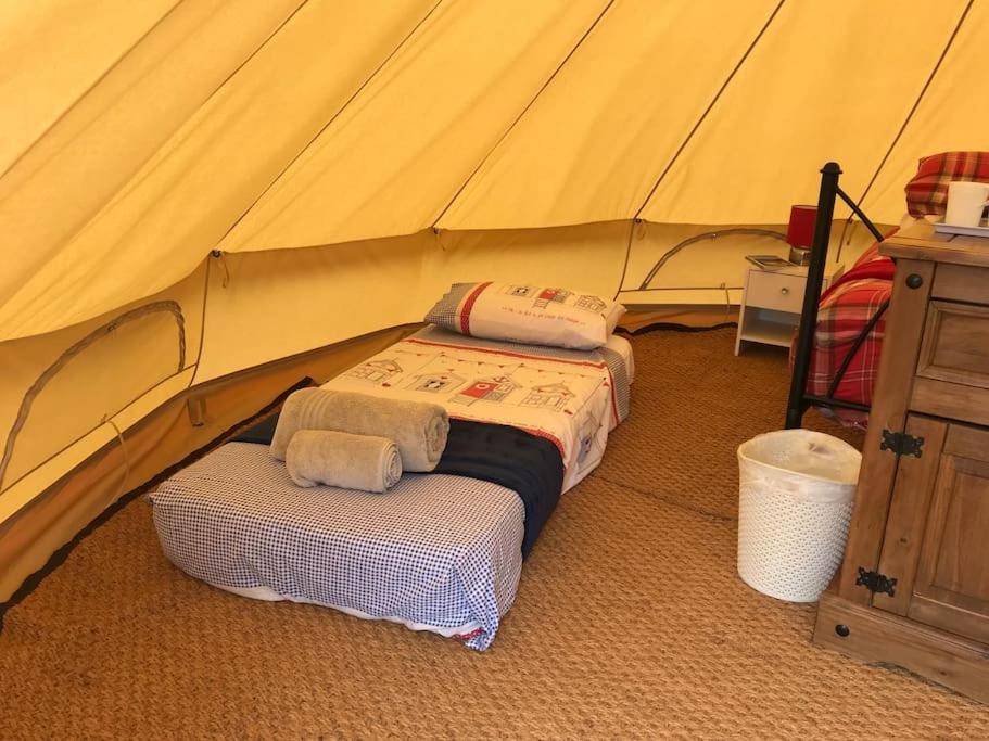 Готель Cox Hill Glamping Benson Труро Екстер'єр фото