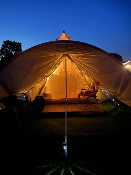 Готель Cox Hill Glamping Benson Труро Екстер'єр фото